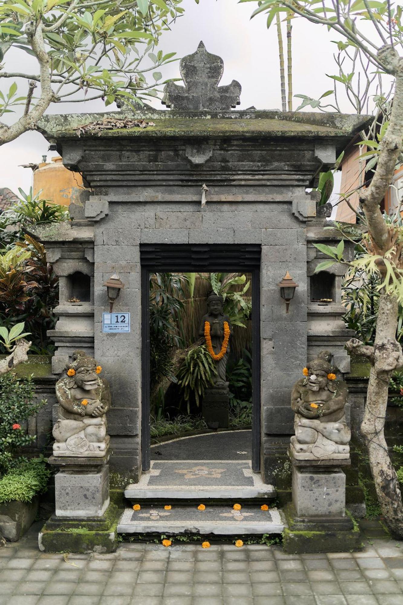 Sama's And Bed & Breakfast Ubud (Bali)