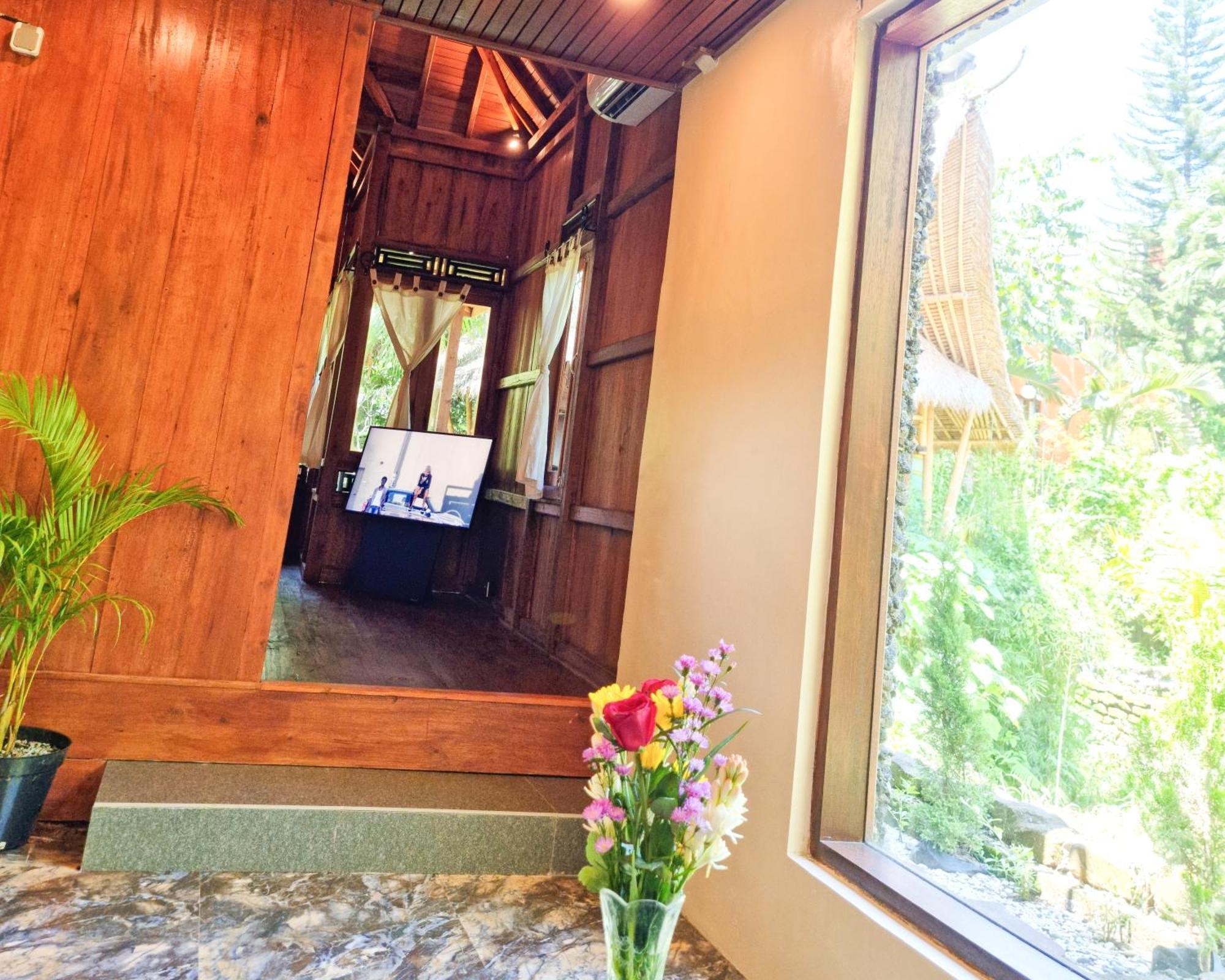 Avalon Castle & Vila Ubud (Bali)