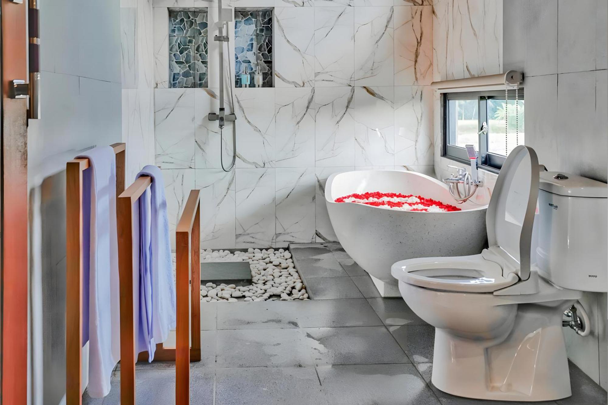 Alana Villa