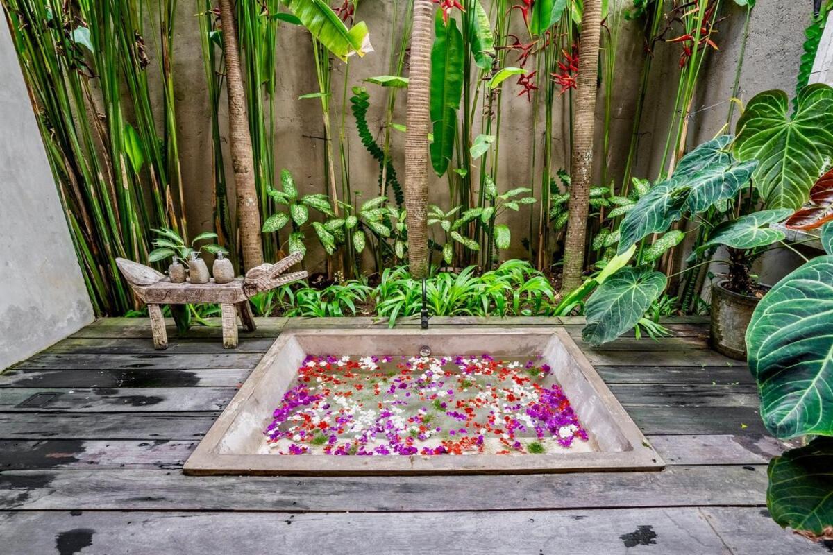 Villa Where Art And Relaxation Meet In Tropical Paradise Ubud (Bali)