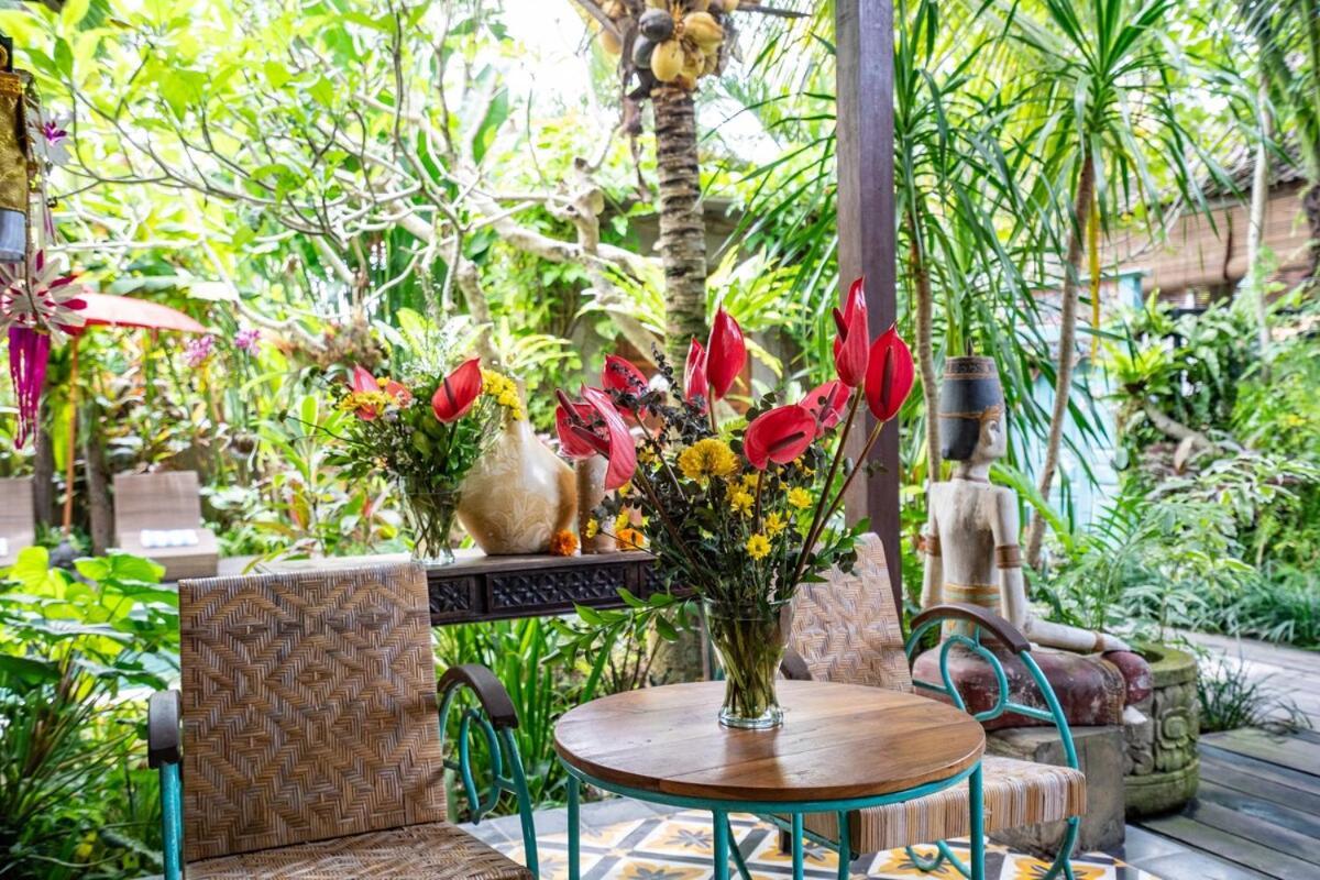 Villa Where Art And Relaxation Meet In Tropical Paradise *