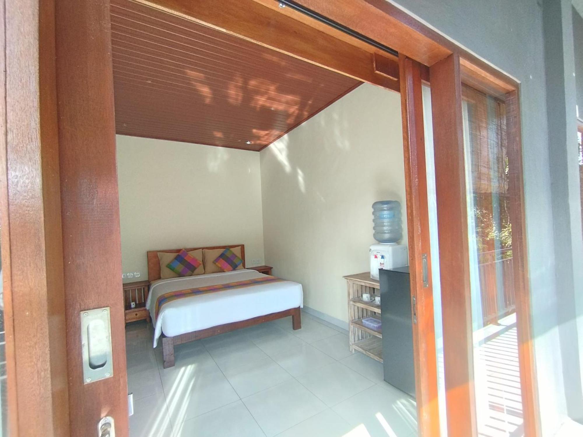 Tempat Tidur & Sarapan Umah