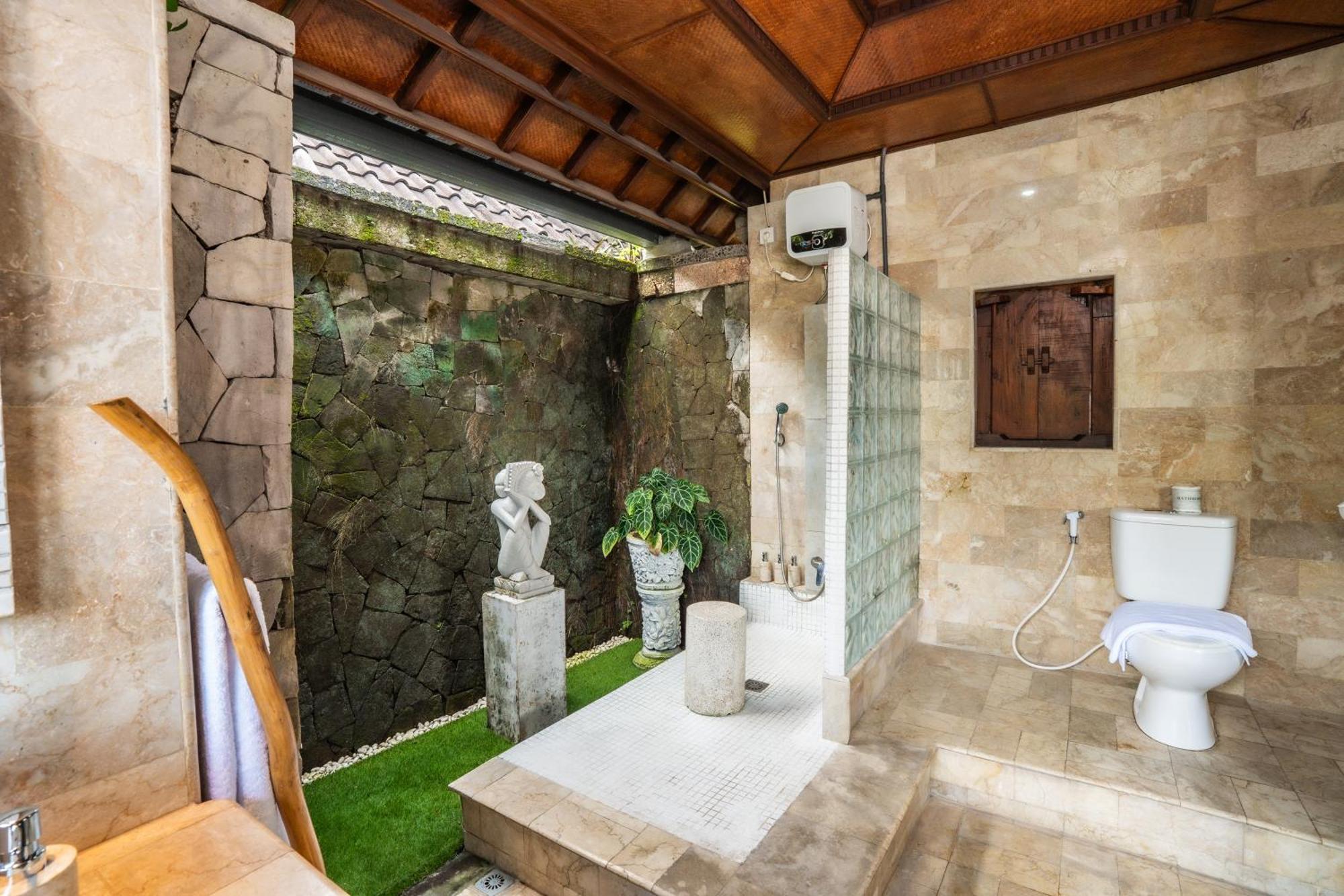 Mumbul Ubud Hotel 3*