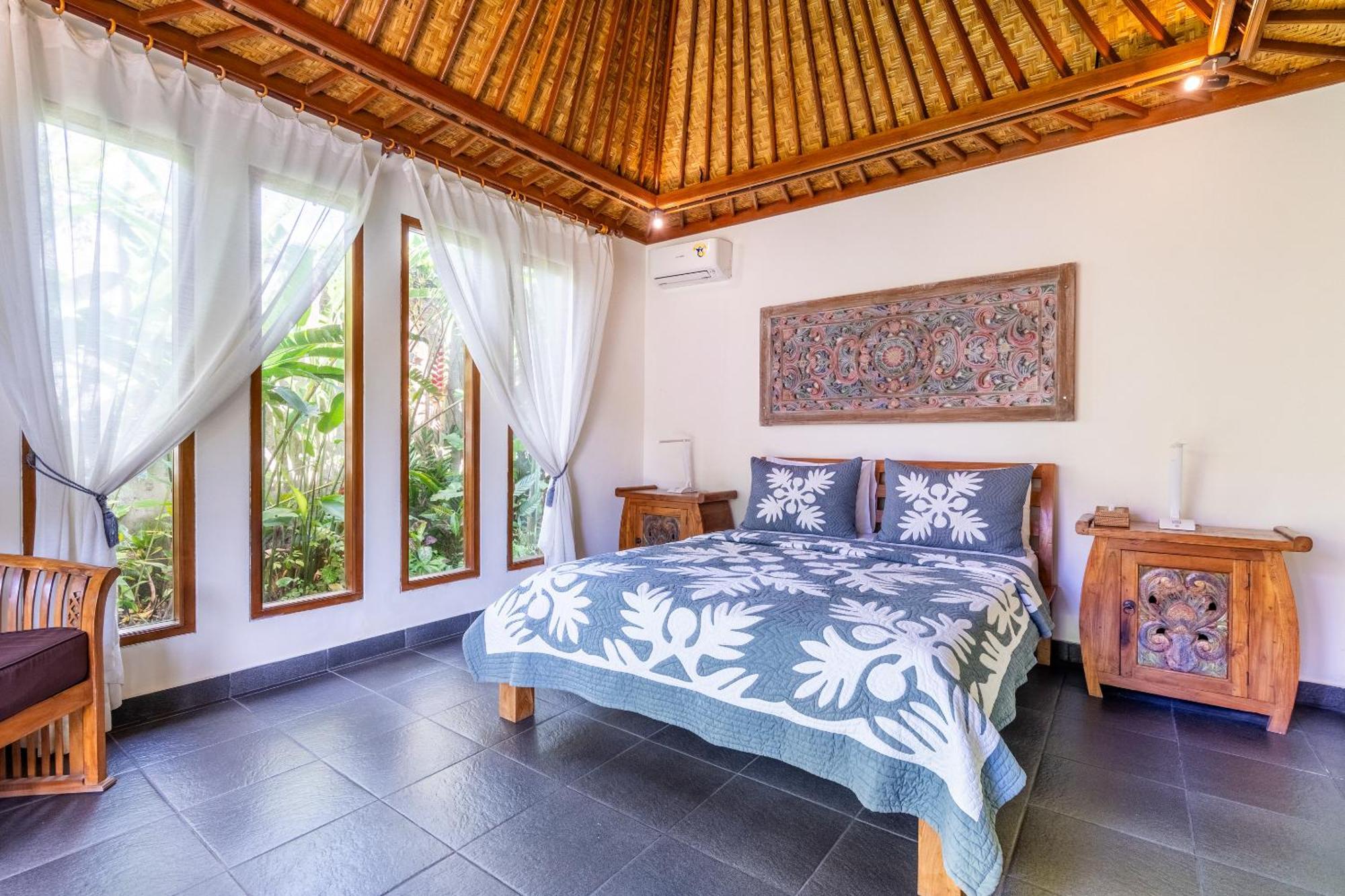 Heliconia Villa