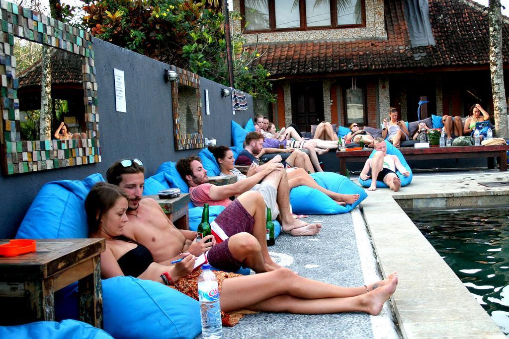 Hostel In Da *