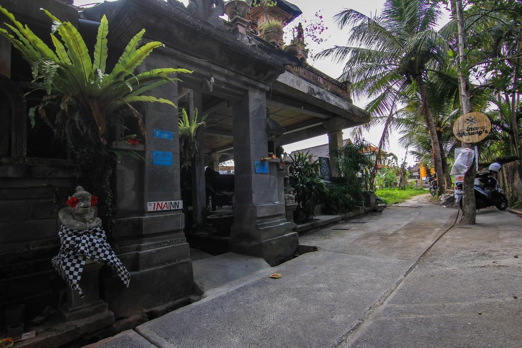 Homestay Ina *