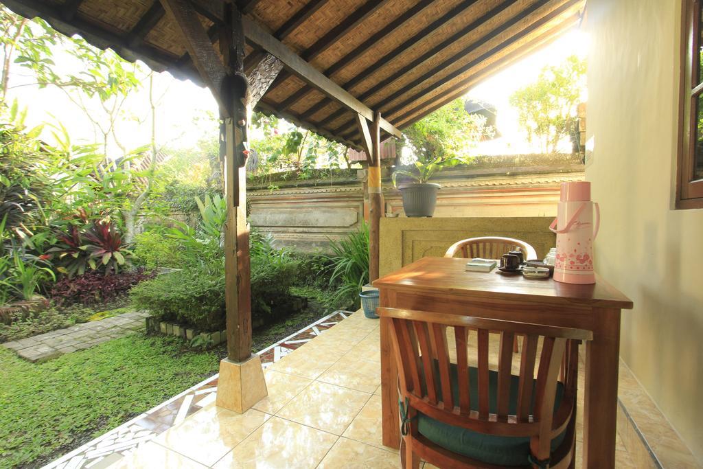 Gusti Kaler House Guest house *