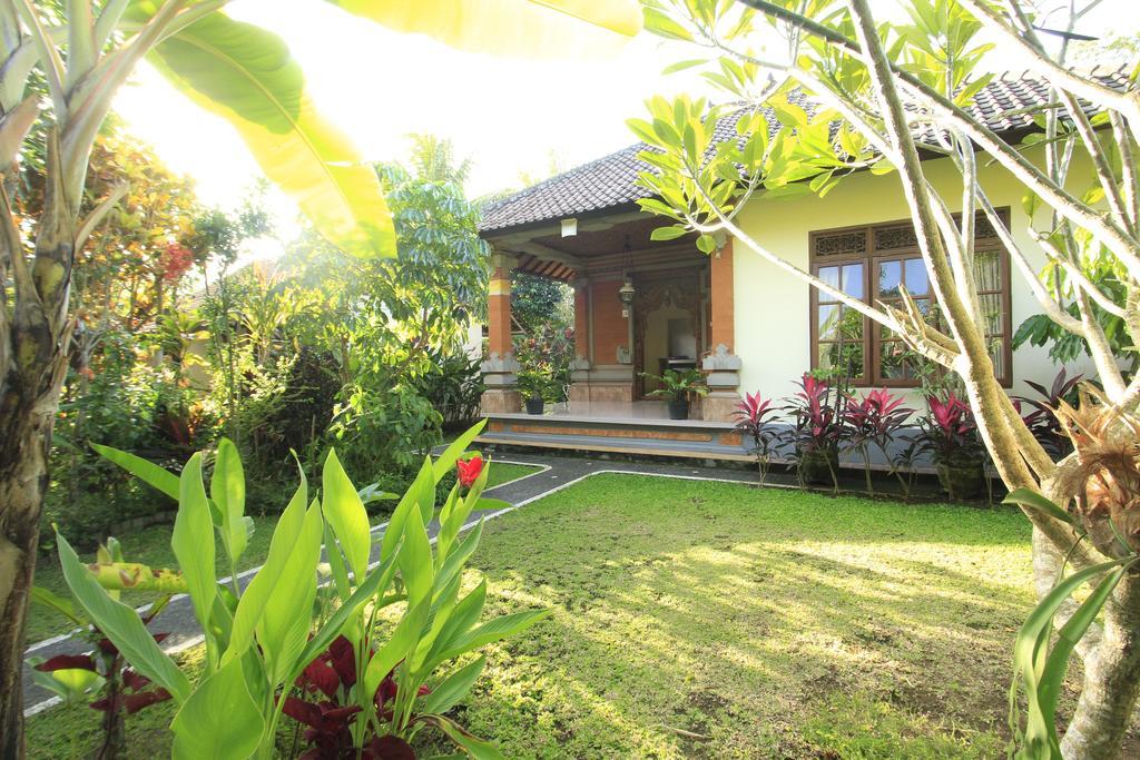 Gusti Kaler House Guest house