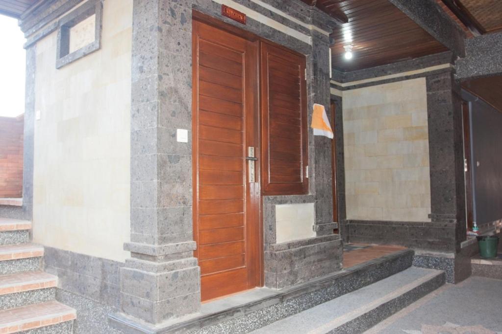 Pondok Oka Homestay *