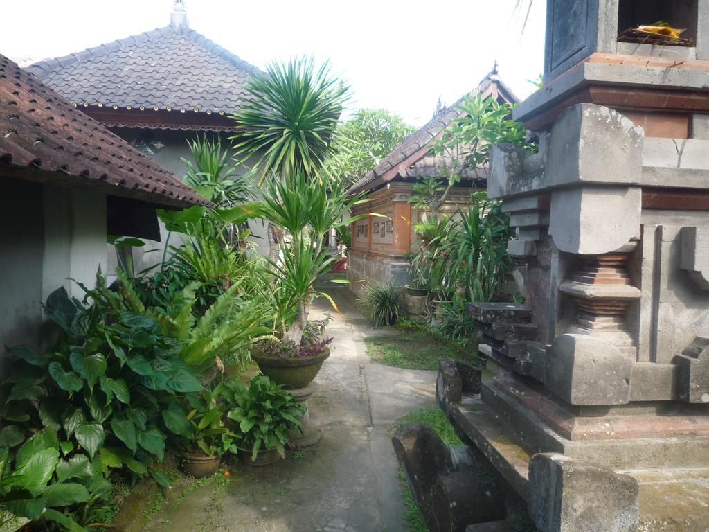 Shindu Guest house