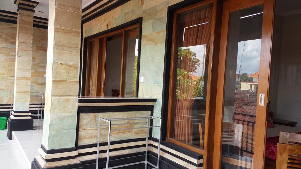 Homestay Rumah Ary & Ubud (Bali)