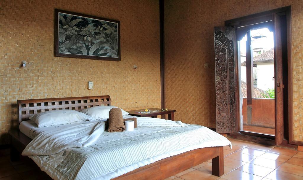 Bella House Monkey Forest Bed & Breakfast *