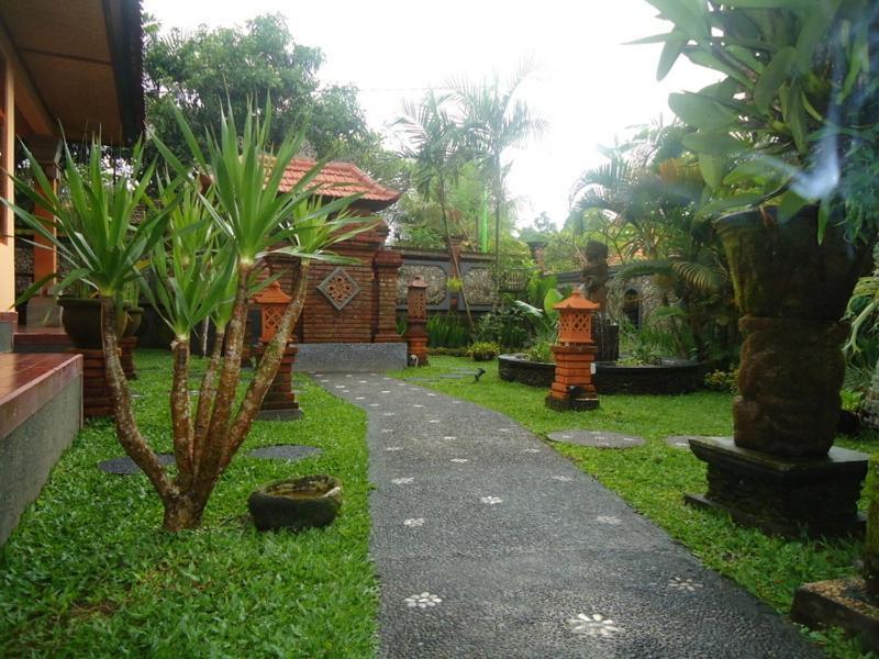 Pondok Oka Homestay Guest house *