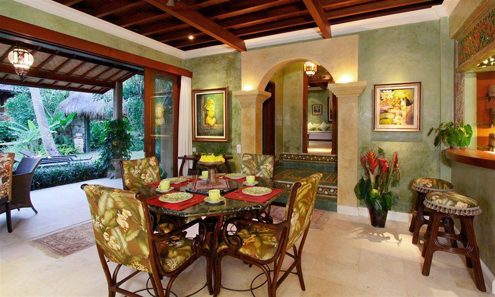 Pelangi Estate Villa