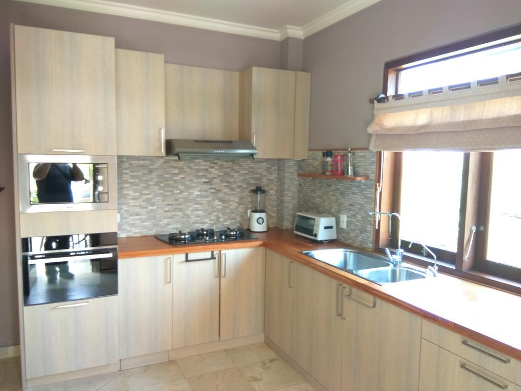 Villa Wake In Paradise And Luxury Lebah *
