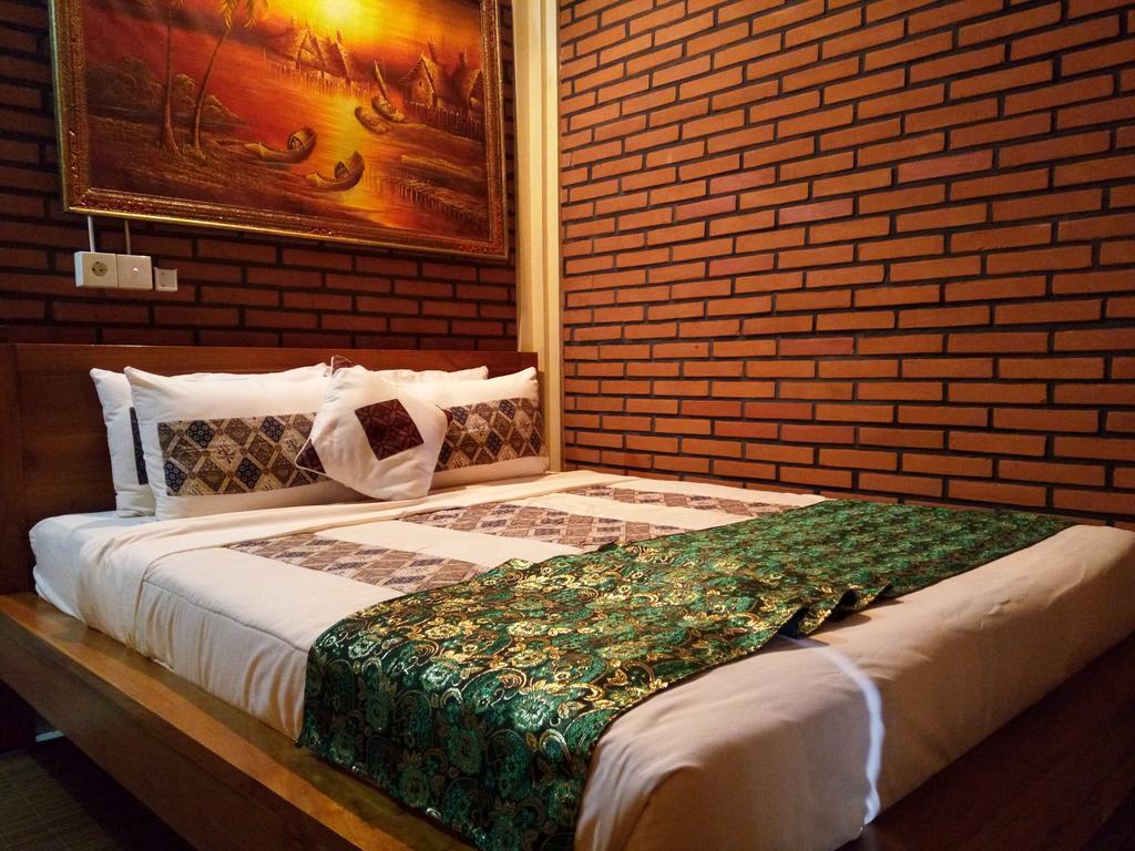 The Unique Bed & Breakfast 3*