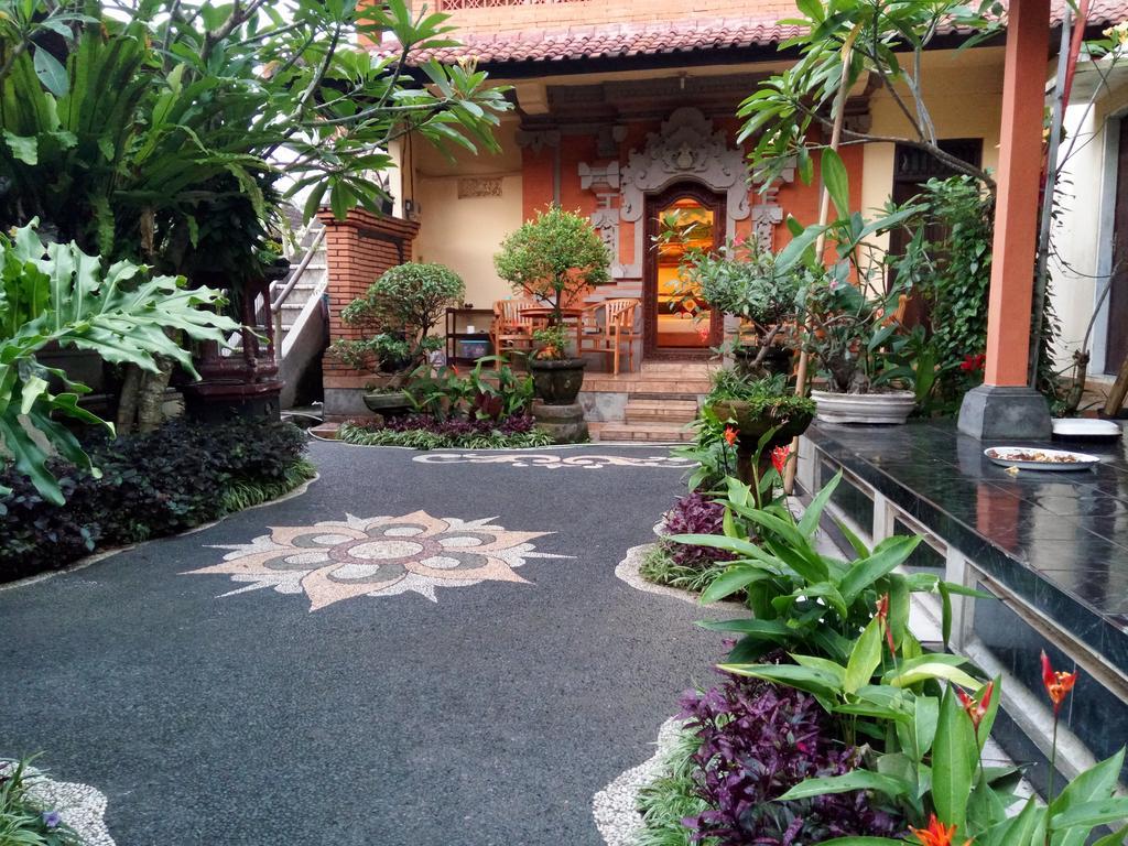 The Unique Bed & Breakfast