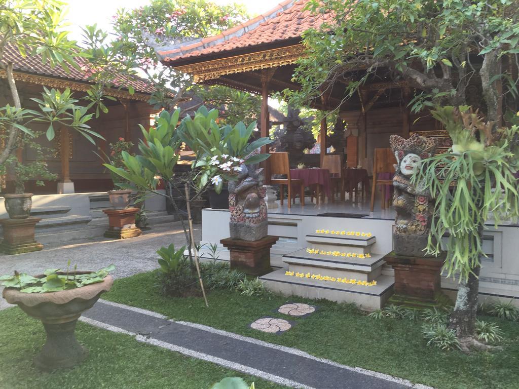 Gasthuis Merthayasa 2 *