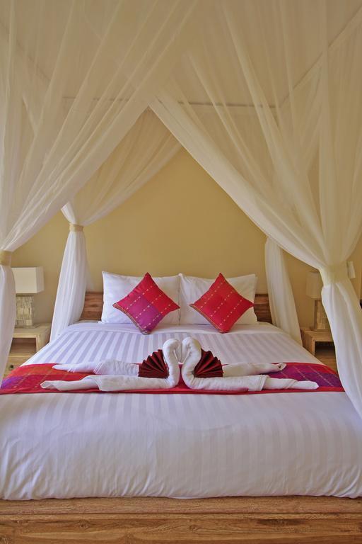 Rumah Lumbung Villa
