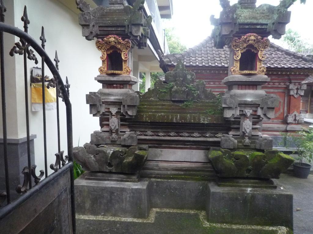 Pratama House