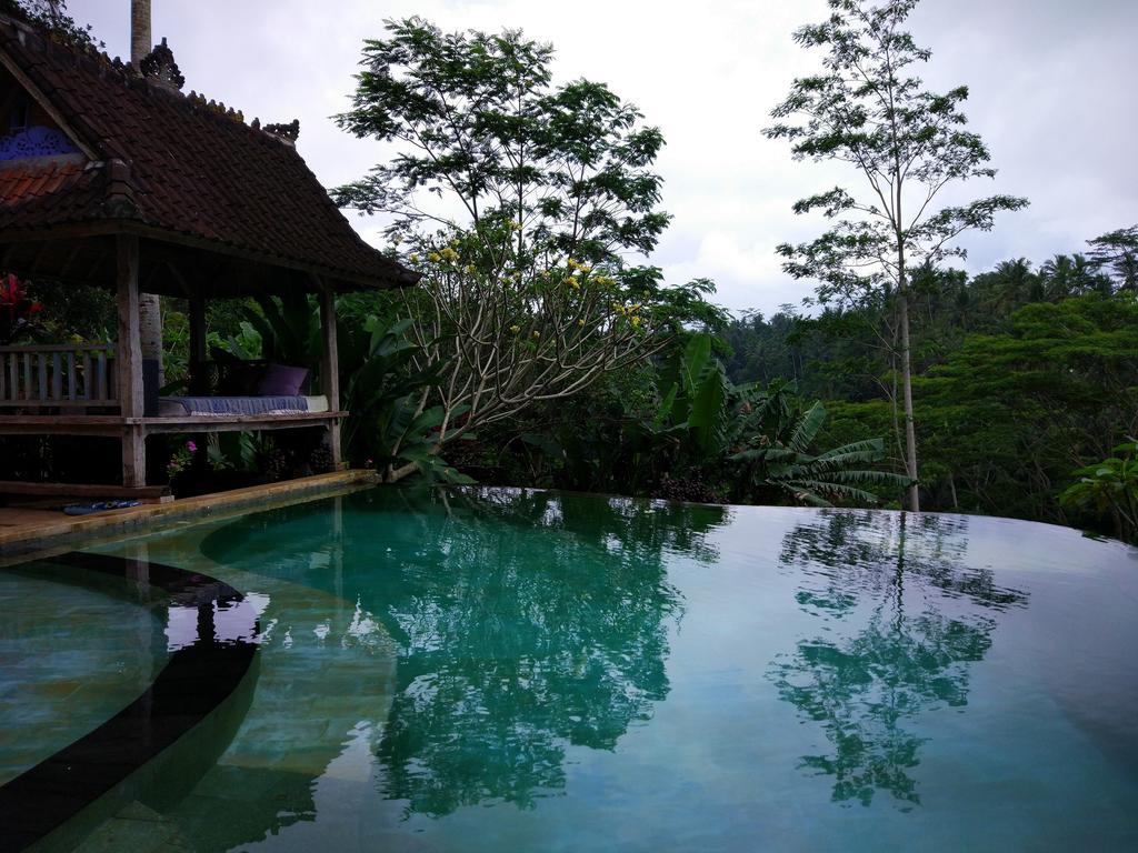 Tirta Asri Holiday park 4*