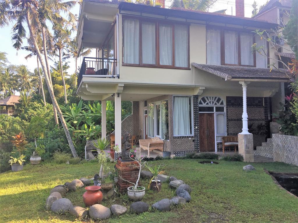 Tirta Asri 4*