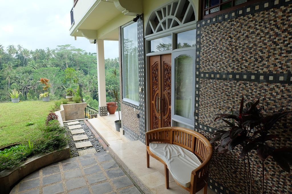 Tirta Asri 4*