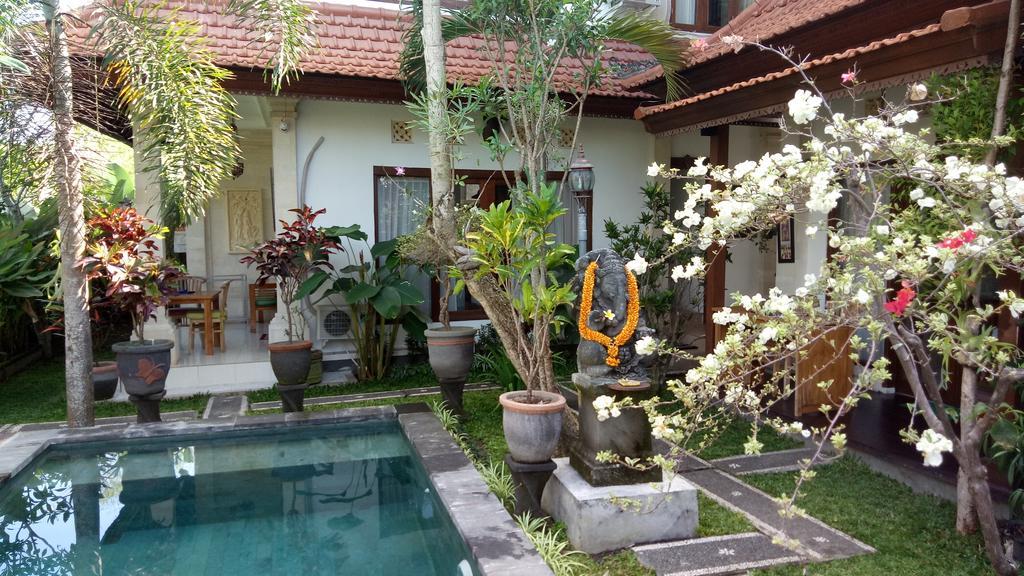 Uma Loris Guest house 3*