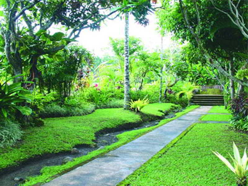 Anini Raka & Resort