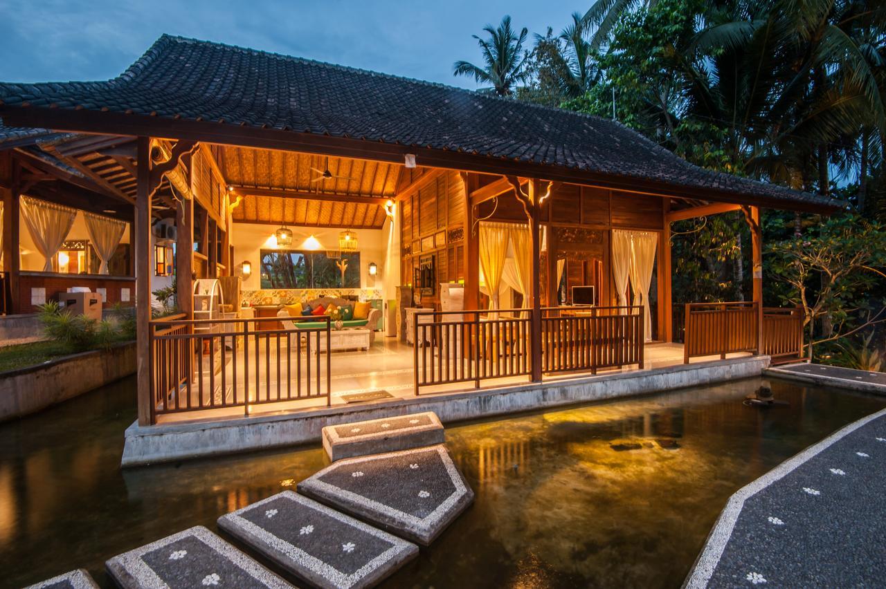 Villa Tirta Padi *