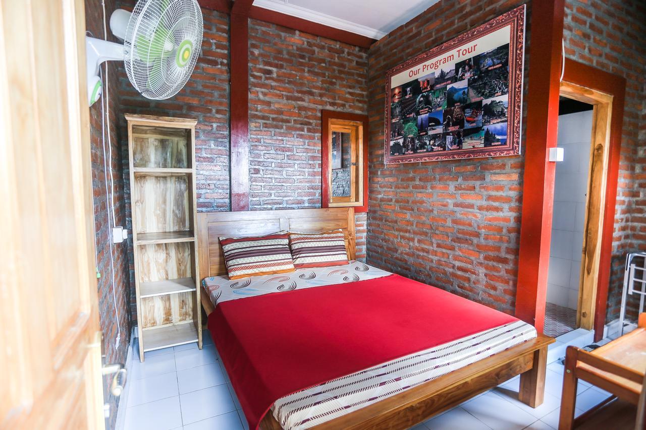 Soca House Guest house *