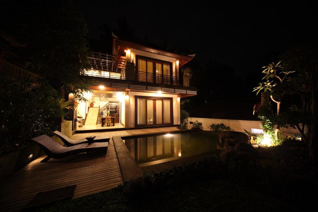 Baruna Sari Villa *