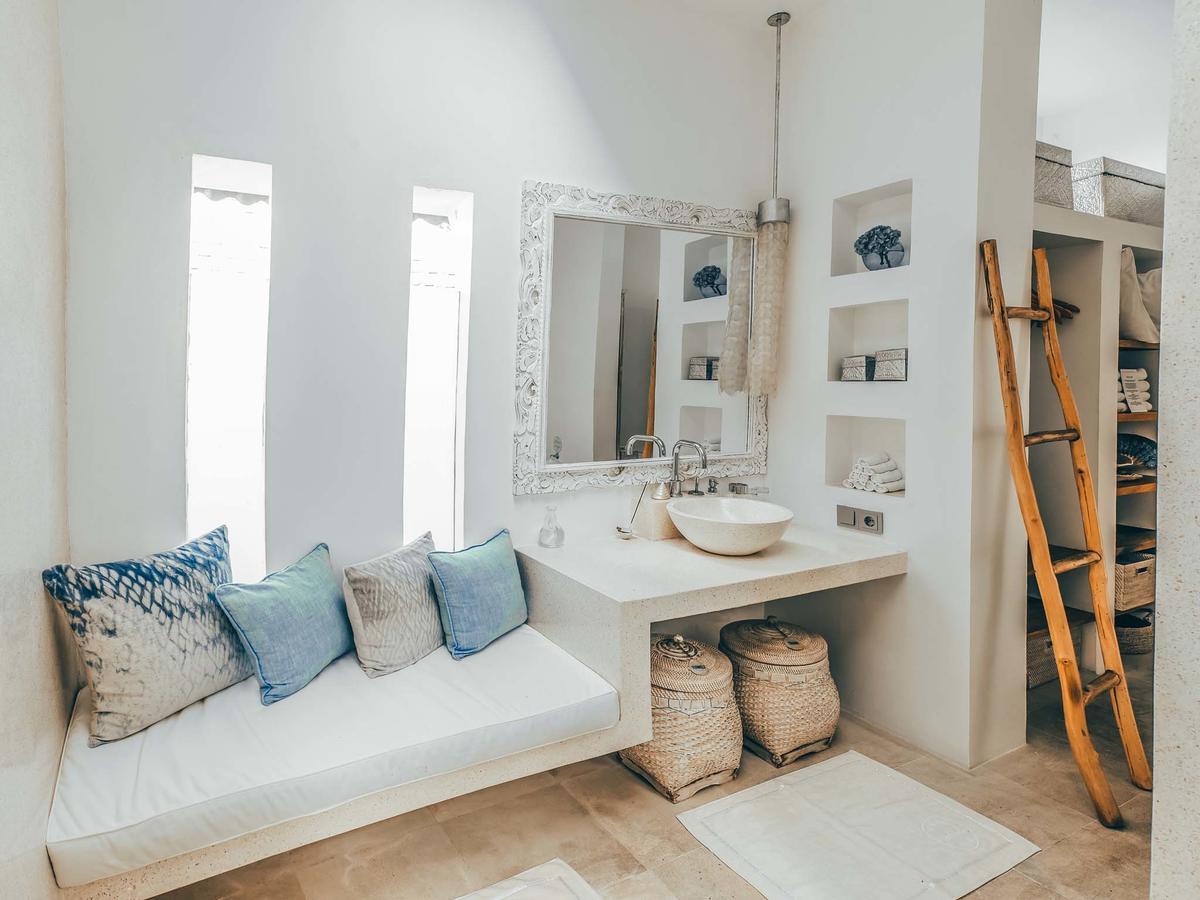 Cloud Nine Estate Villa *