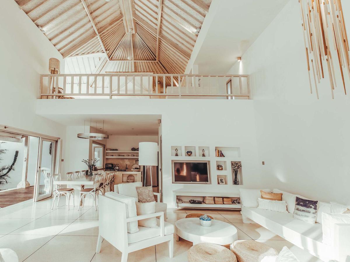 Cloud Nine Estate Villa