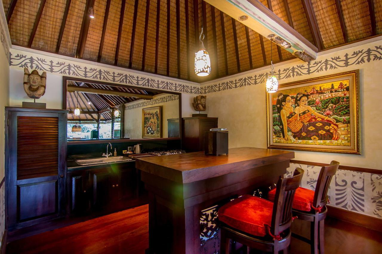 Villa Bidadari Private & Retreat *