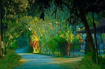 Holiday park Full Moon Ubud (Bali)