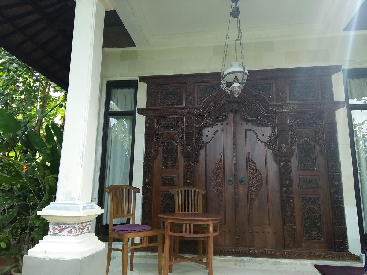 Rumah Rose 2*