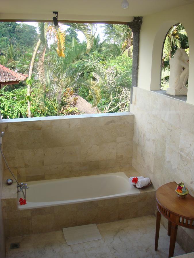 Kebun Indah Hotel