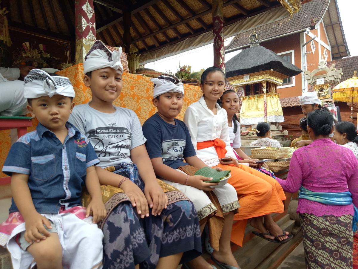 Guest house Suryadina