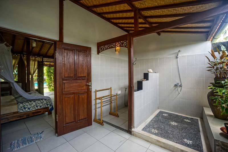 Rumah Sungai 3*