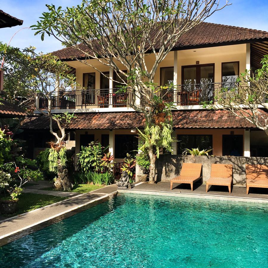 Merthayasa Guest house
