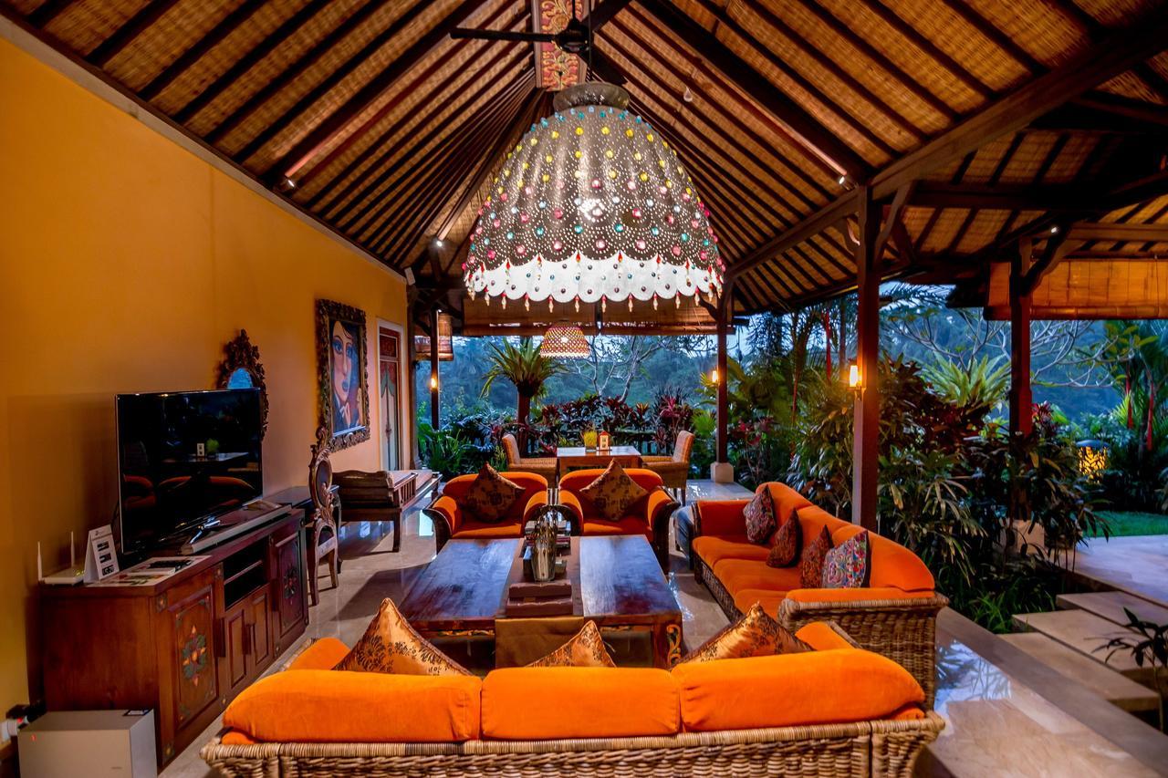 Villa Bidadari Private & Retreat *