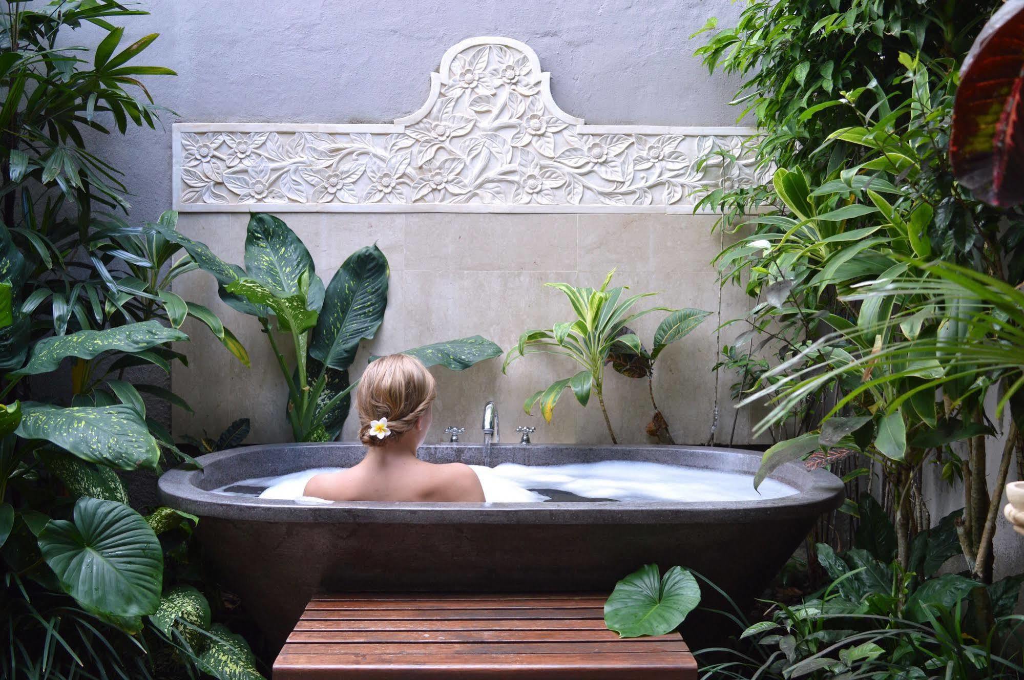 Amori Hotel