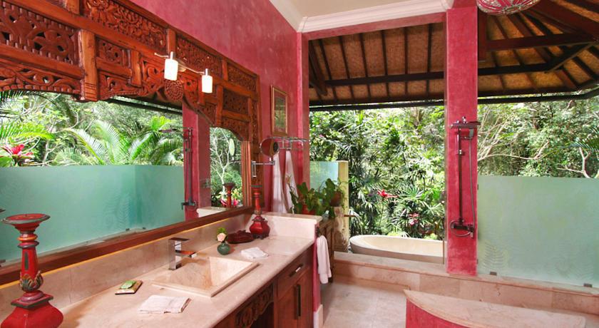 Pelangi Estate Villa