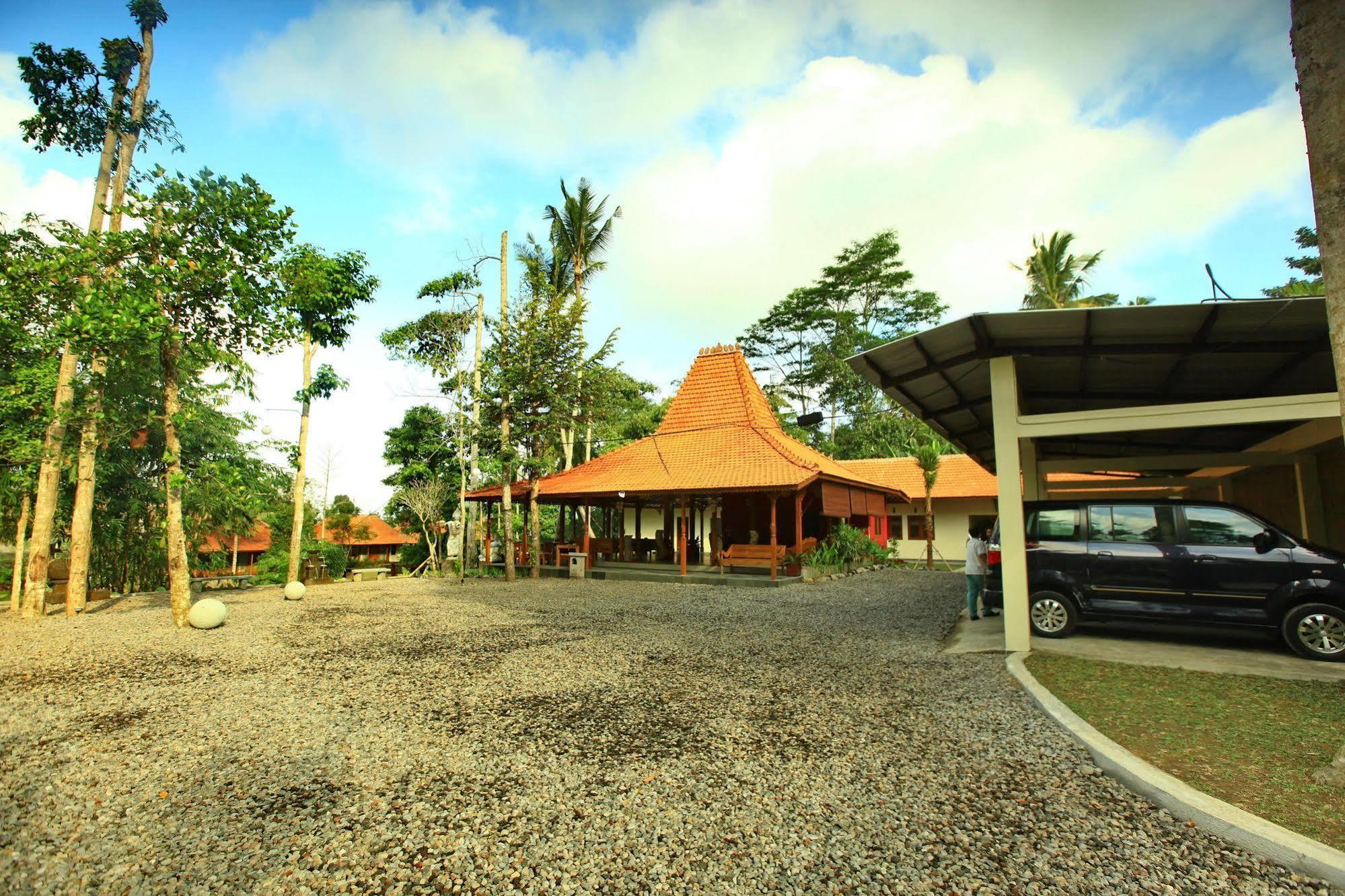 Heaven Sayan Villa