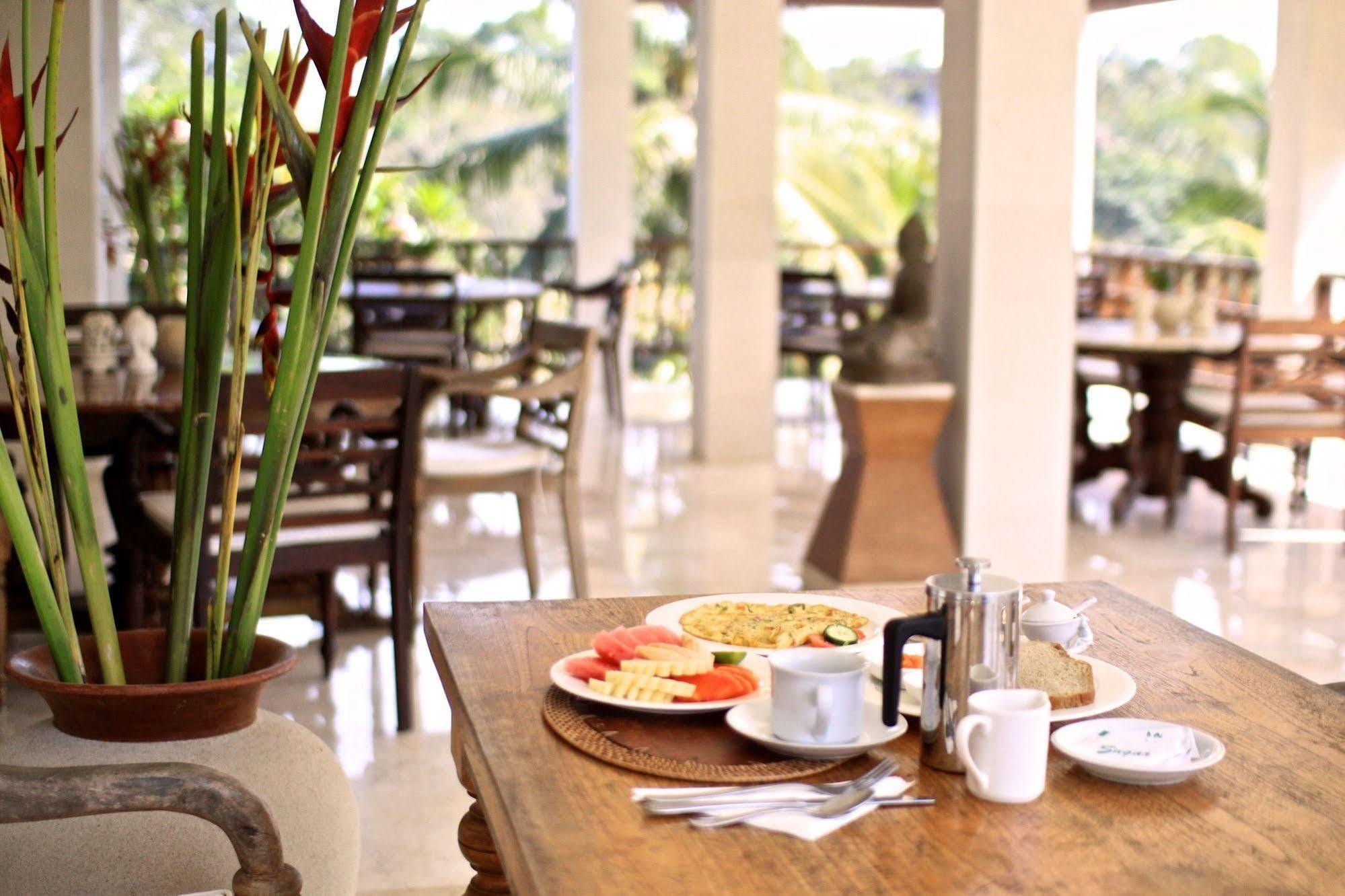 Sunset Hill Bed & Breakfast 3*