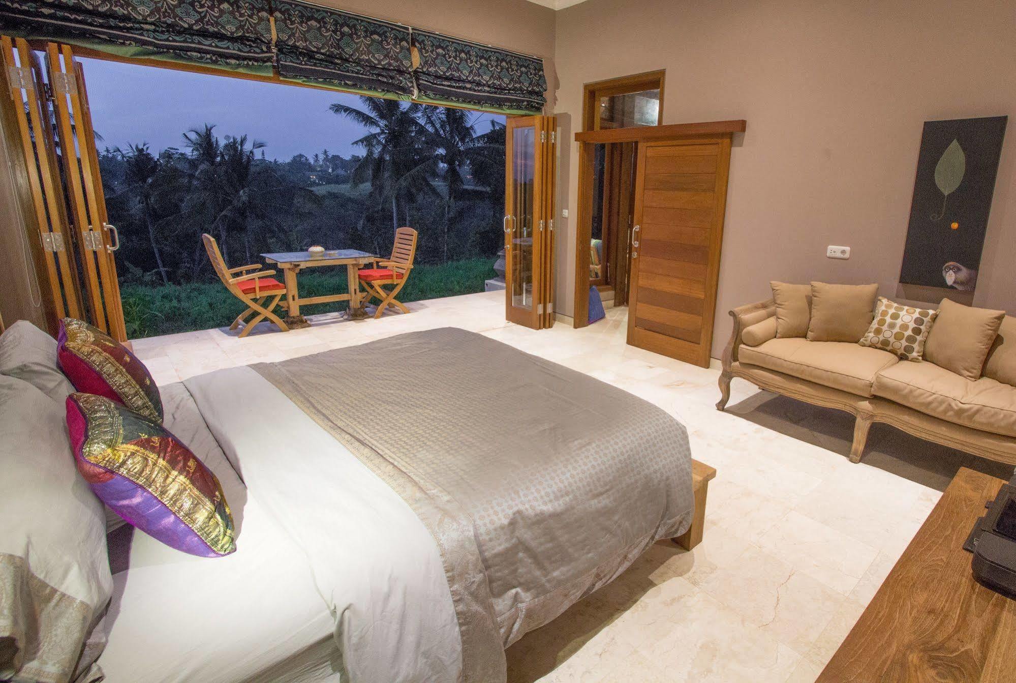 Wake In Paradise And Luxury Lebah Ubud