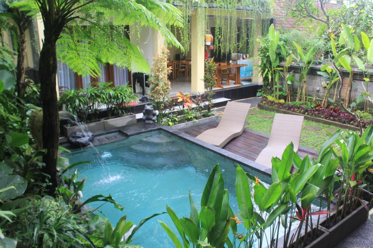 Donald * Ubud