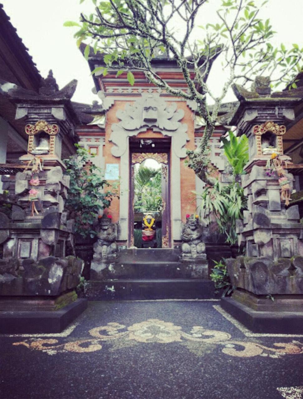 Ayu Bed & Breakfast 2*