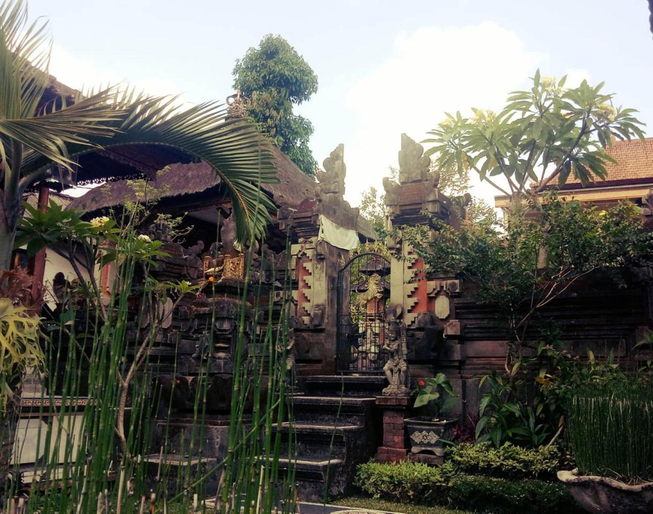 Ayu Bed & Breakfast 2*